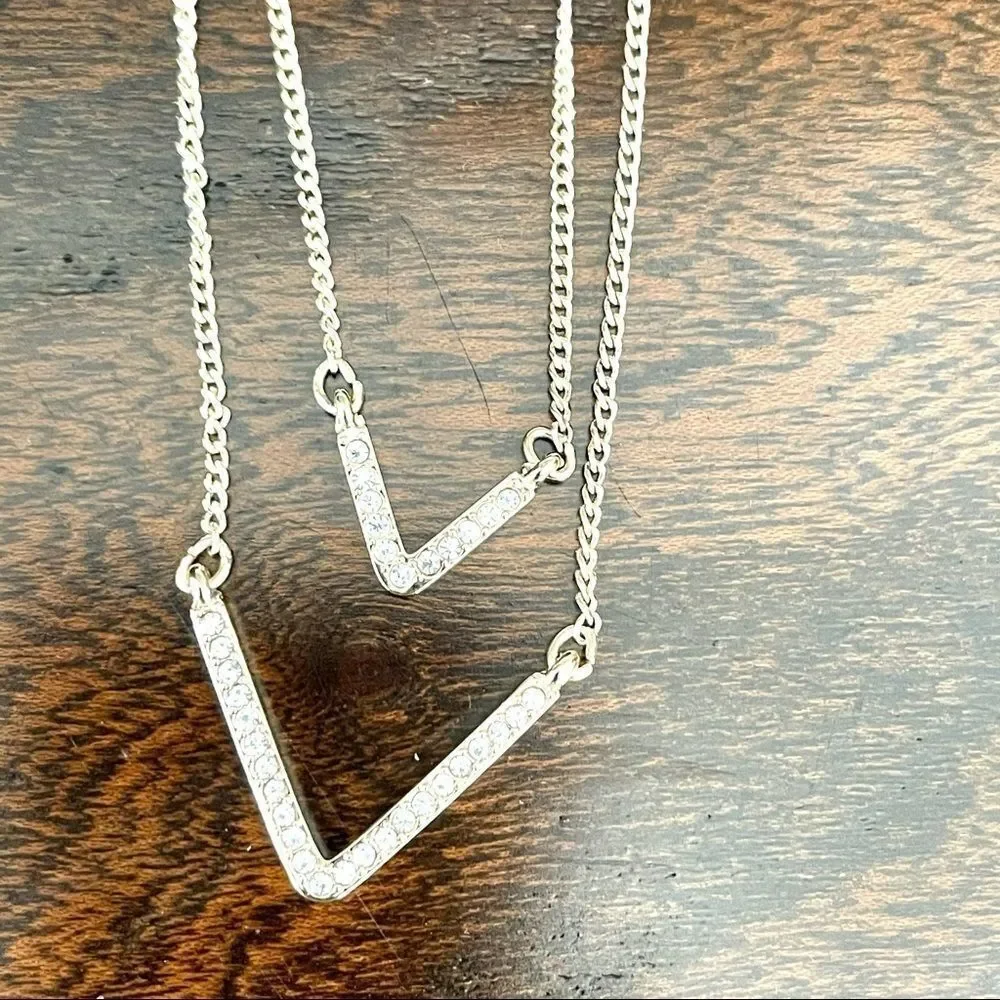 Victoria Secret gold tone necklace & bracelet set